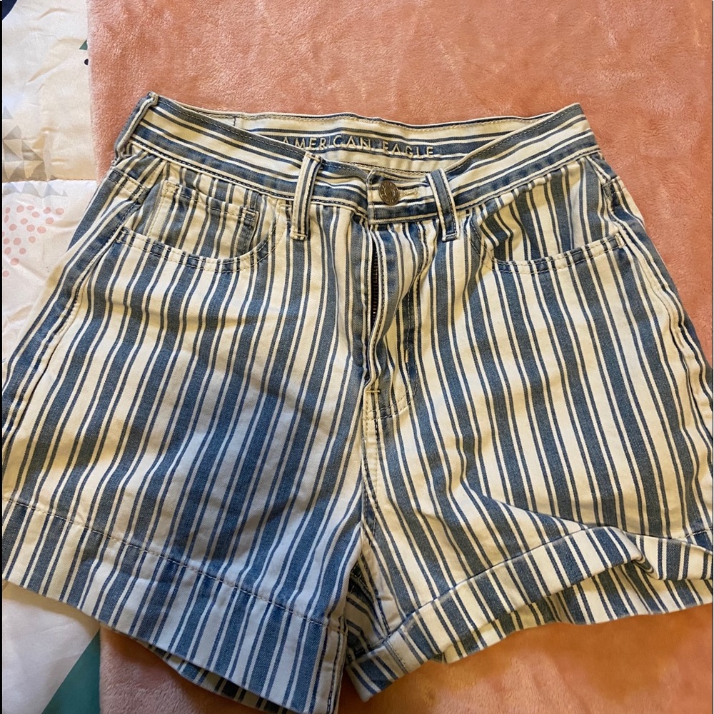 mom shorts!!